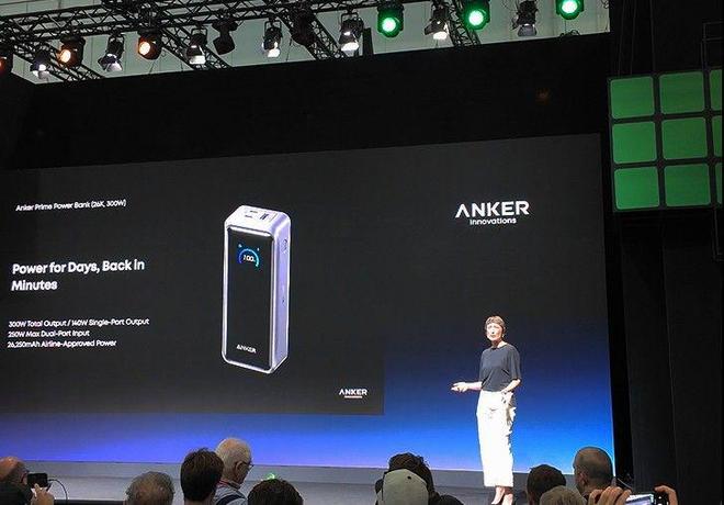 先出牌！强悍充电产品外这款派对神器太酷了AG真人娱乐Anker安克IFA25率(图3)