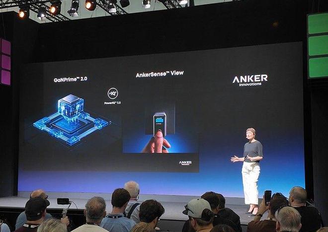 先出牌！强悍充电产品外这款派对神器太酷了AG真人娱乐Anker安克IFA25率(图6)